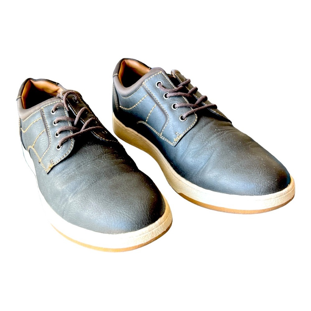 RYE MEN’S SHOES Size 9.5